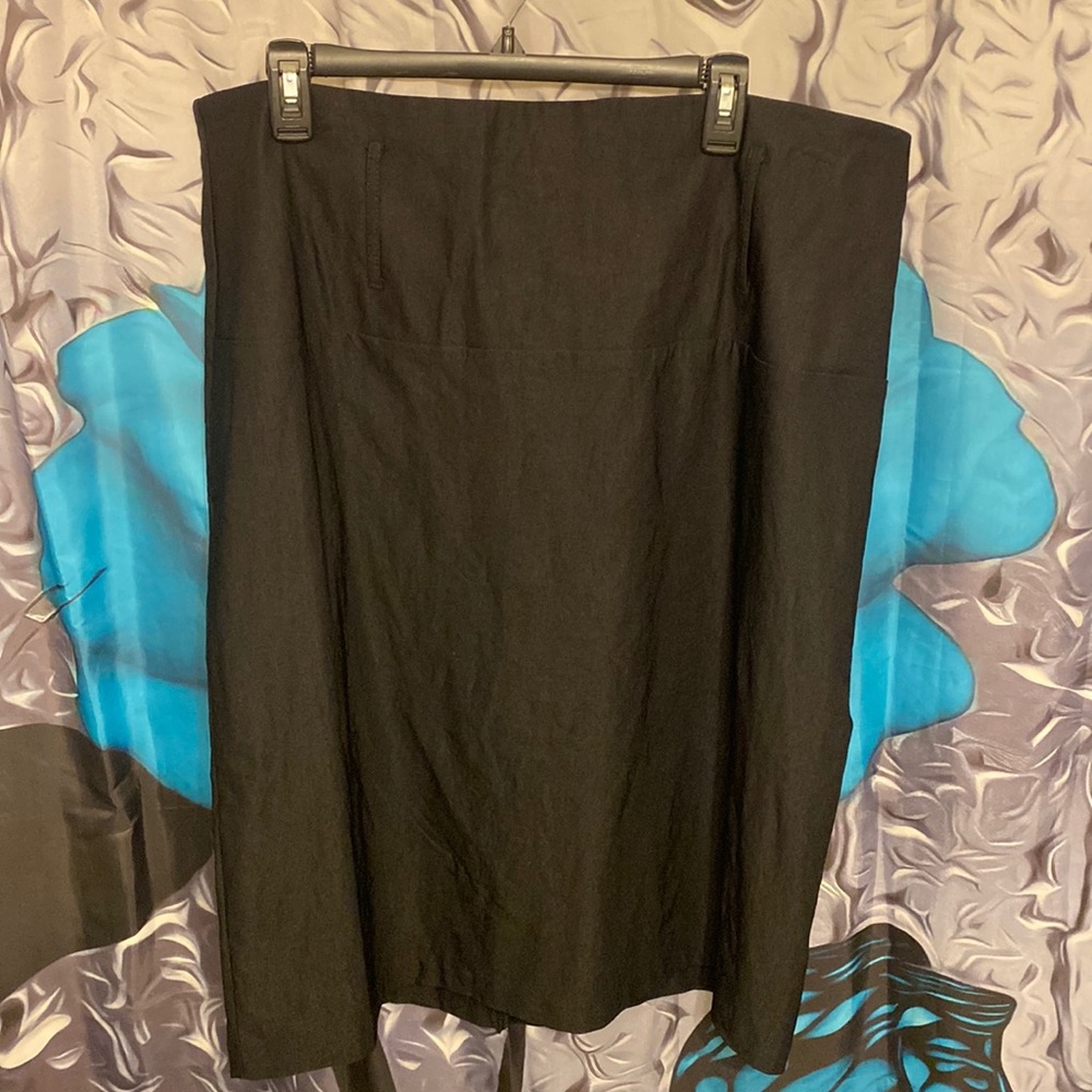 Black Skirt